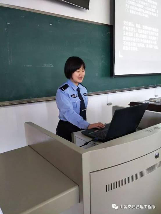 https://mmbiz.qpic.cn/mmbiz_jpg/QBr2OLeyt1TWKyfp8FQylUoAOc3CwnWQQURVR2jKQhVcjD73Sn9iaPYcDoME0YxLDvDj3VlWMXEI9cPZvURcC0Q/640?wx_fmt=jpeg&wxfrom=5&wx_lazy=1